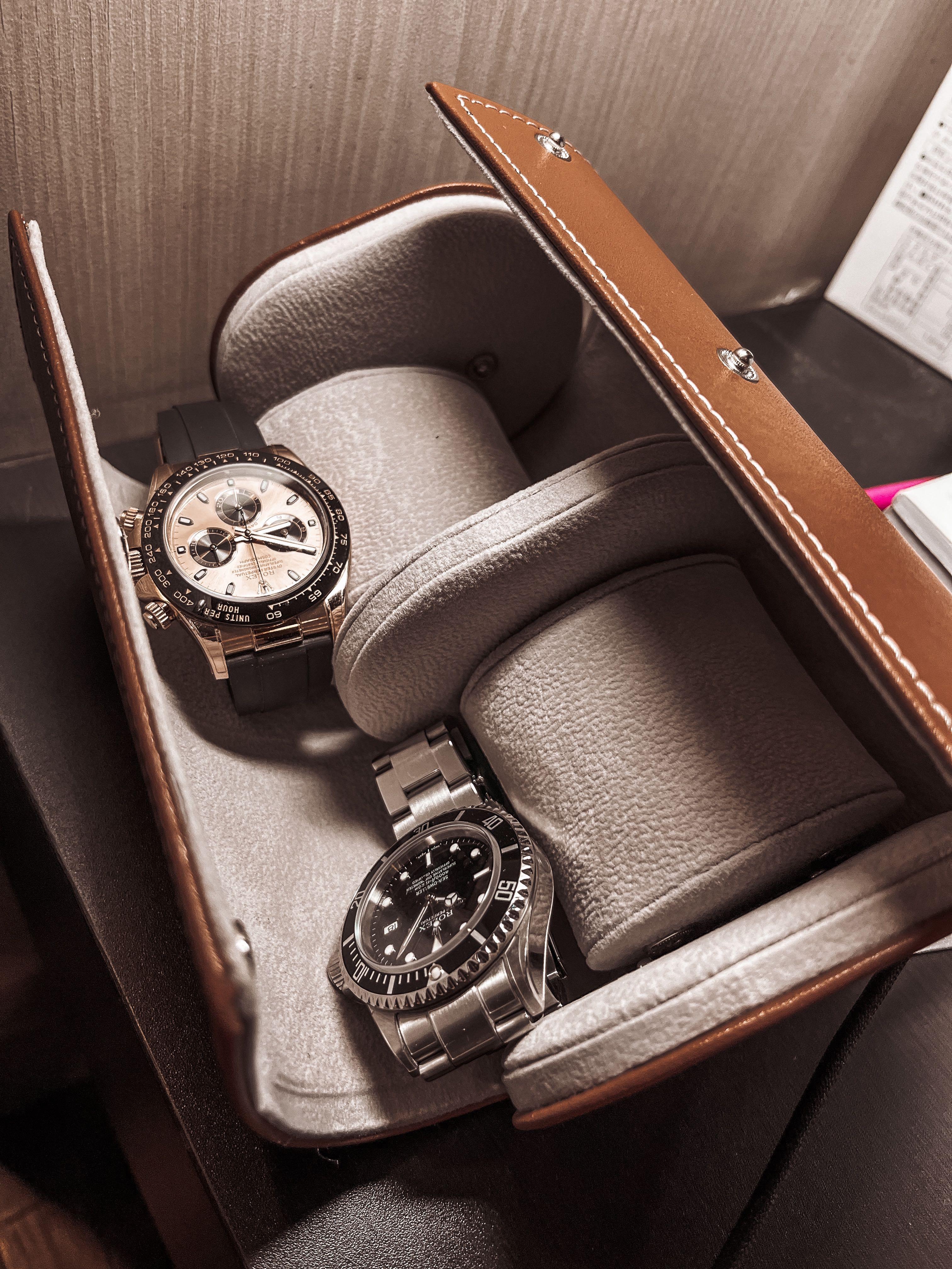Portable watch on sale case