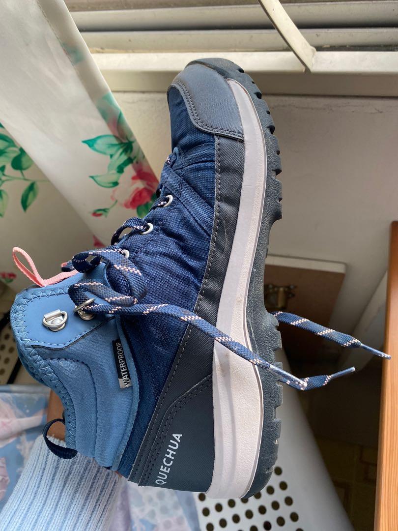 quechua hiking shoes