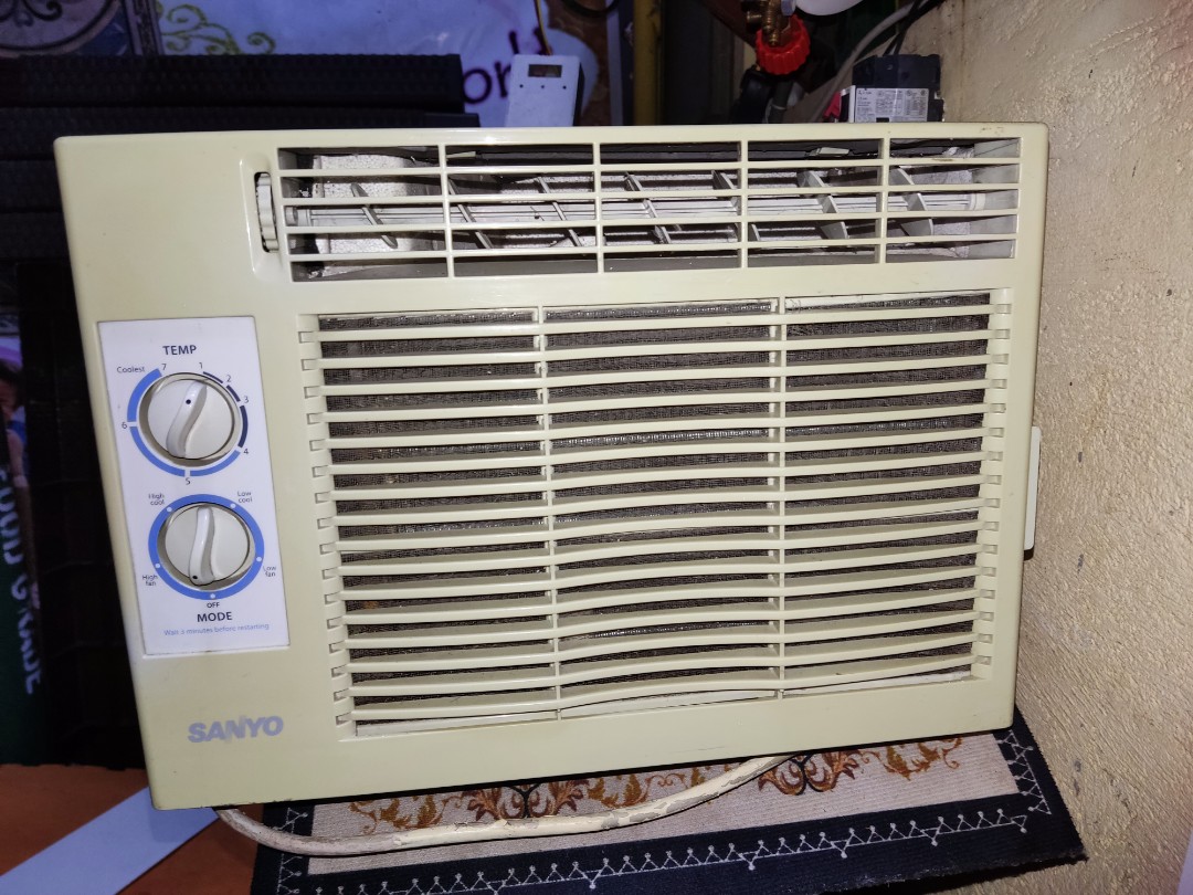 Sanyo .75hp, TV & Home Appliances, Air Conditioning and Heating on