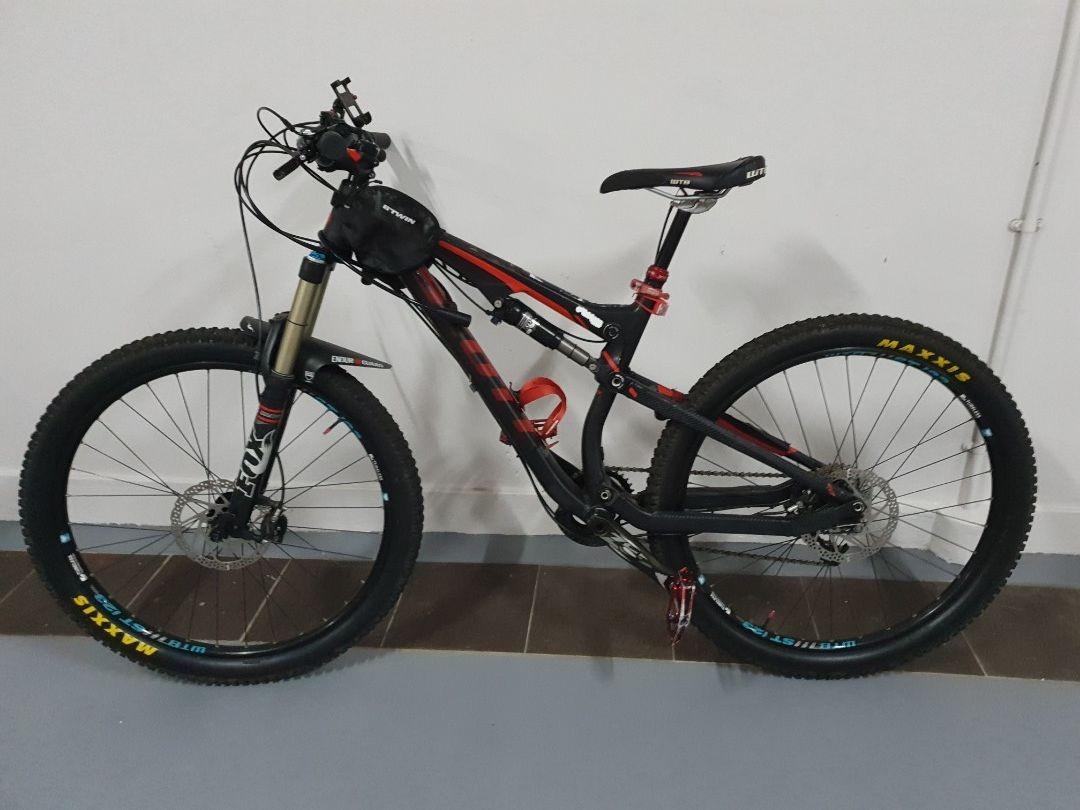 Scott Genius 740 Full Suspension Mountain Bike Sports Equipment