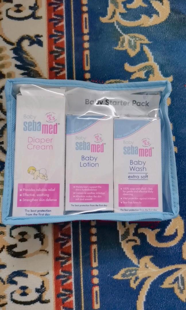 Sebamed baby travel kit top