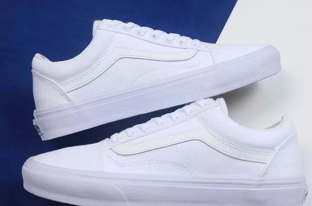 womens authentic vans