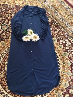 (Category: ) located in . Submitted by wardrobebyme (Listing ID 1161581192, Image 1). Description: .
