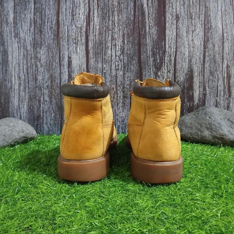 Timberland Chukka Boots A1KAD Icon Basic Men s Size 40 Fesyen