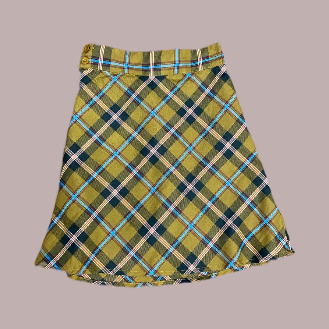 Y2k Yellow plaid skirt mean girls vibes, Women's Fashion, Bottoms