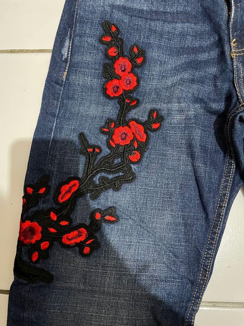 ZARA embroidered straight leg jeans 