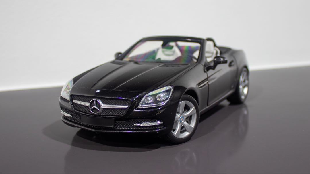 1:18 Minichamps Mercedes-Benz SLK-Class (2011 R172), Hobbies ...