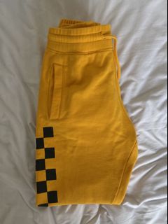 (Category: ) located in . Submitted by WardrobeofJP (Listing ID 1158423234, Image 1). Description: .