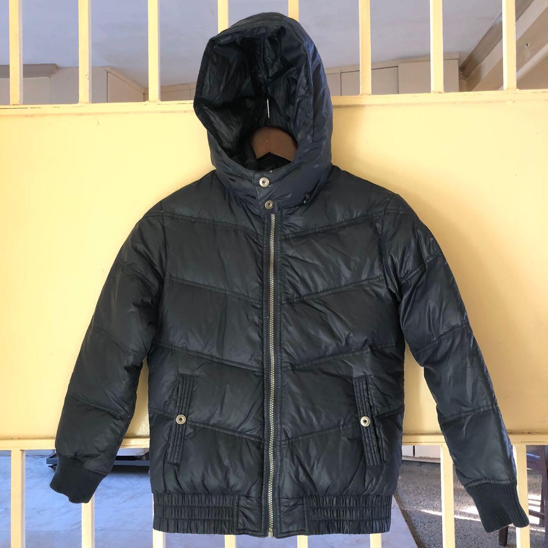 Bossini down jacket store
