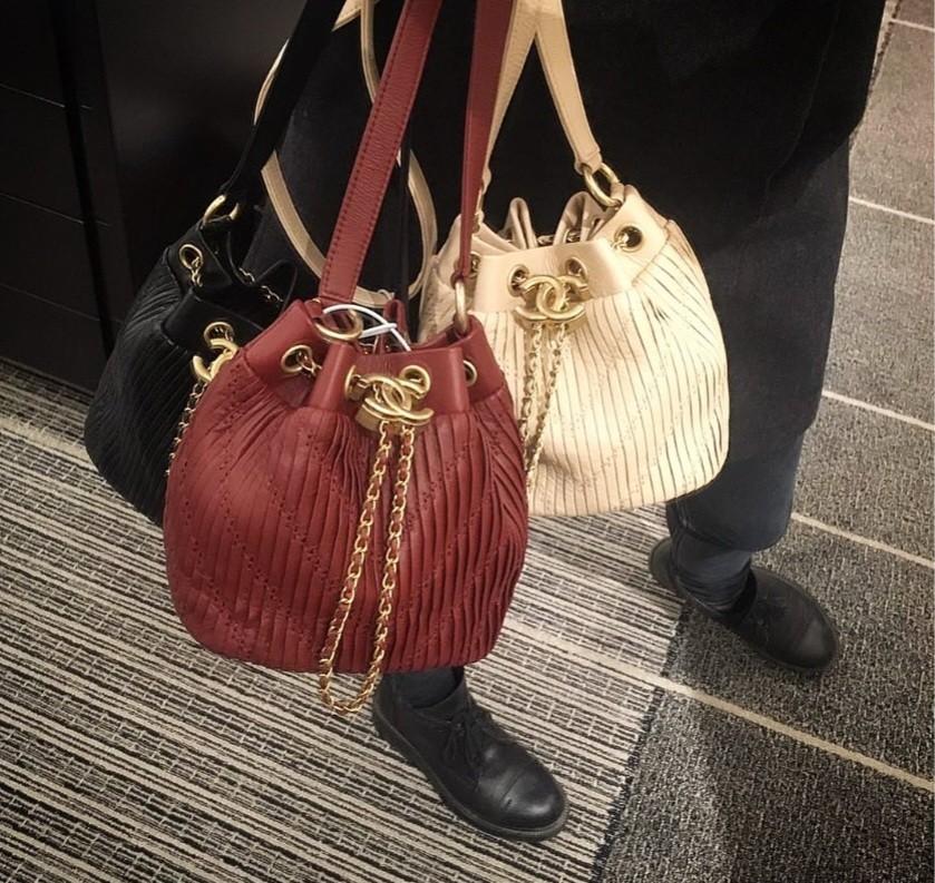 chanel drawstring bucket bag 2018