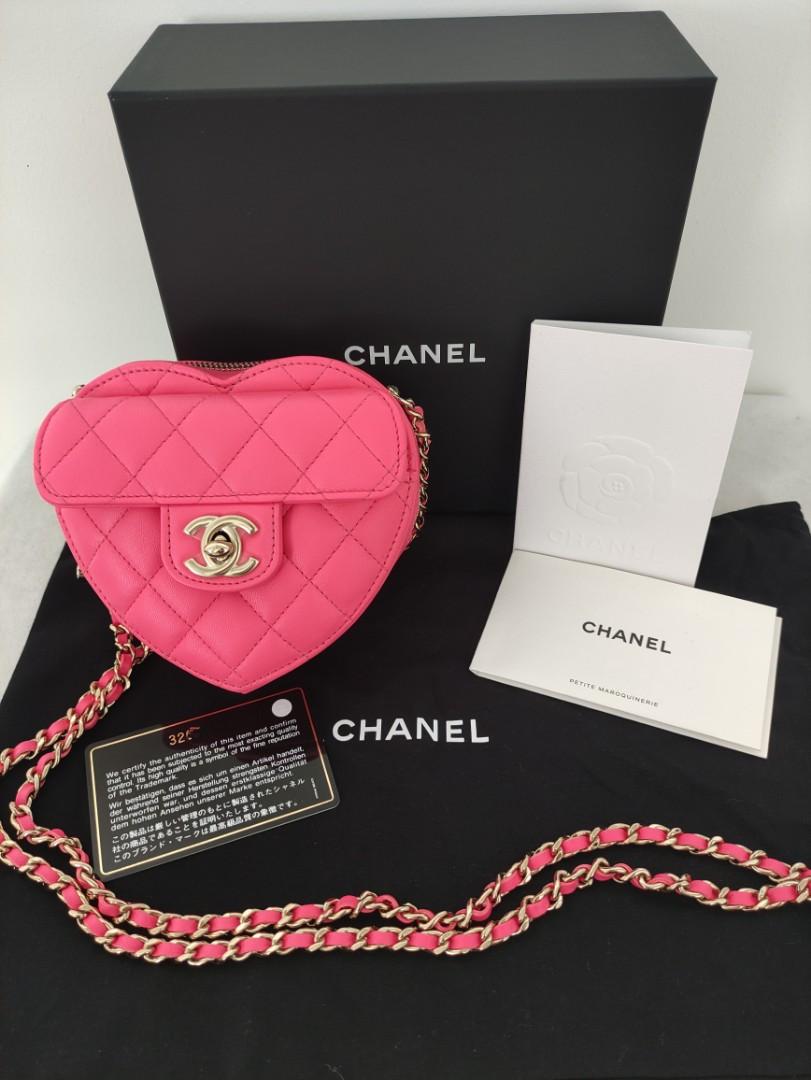 Chanel 22S Heart Clutch with Clutch Chain - Mini, Luxury, Bags & Wallets on  Carousell