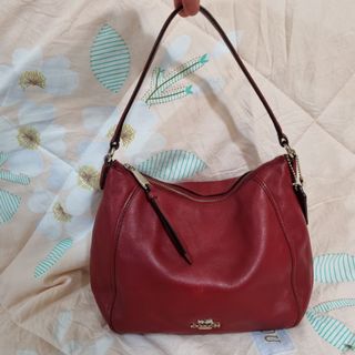 (Category: ) located in . Submitted by lovemybagg (Listing ID 1158428284, Image 1). Description: .