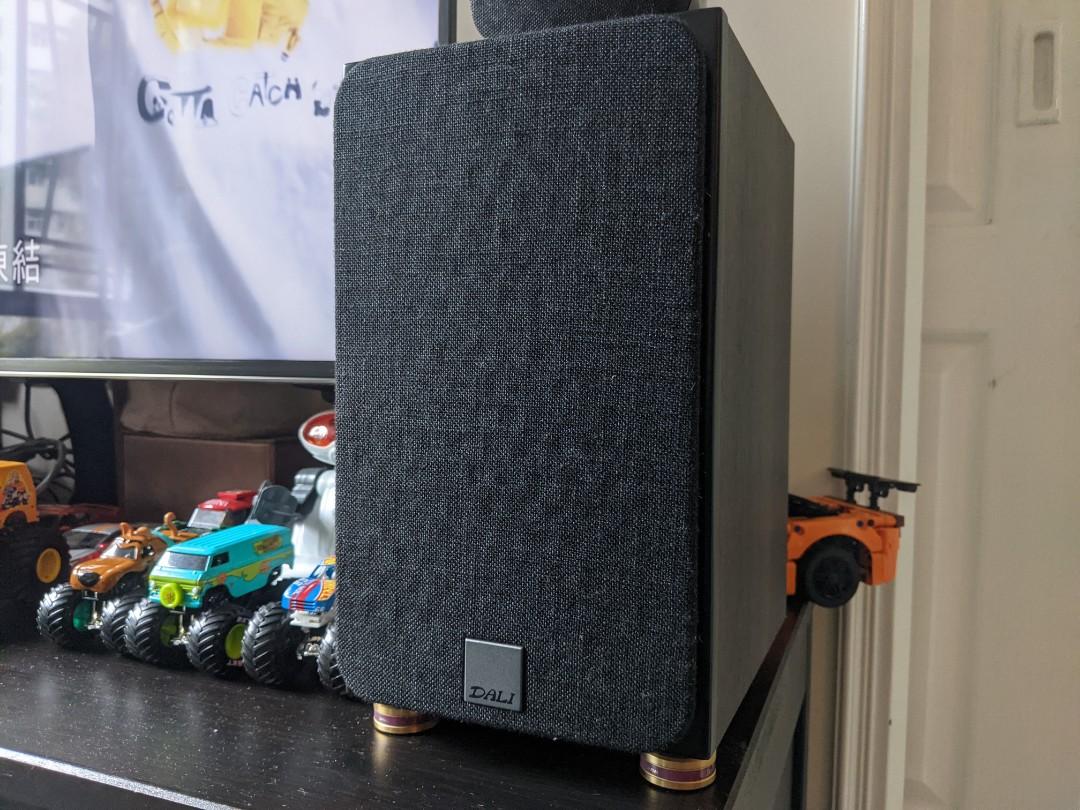 Dali Oberon 1 bookshelf speakers, 音響器材, Soundbar、揚聲器、藍牙喇叭、耳擴 Carousell