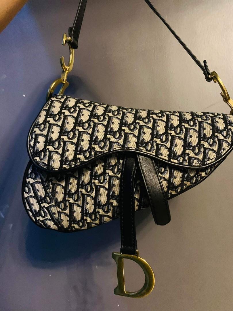 Dior saddle on sale bag japan