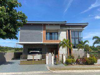 House in Enclave Village FOR SALE Daang Hari Las Pinas Alabang