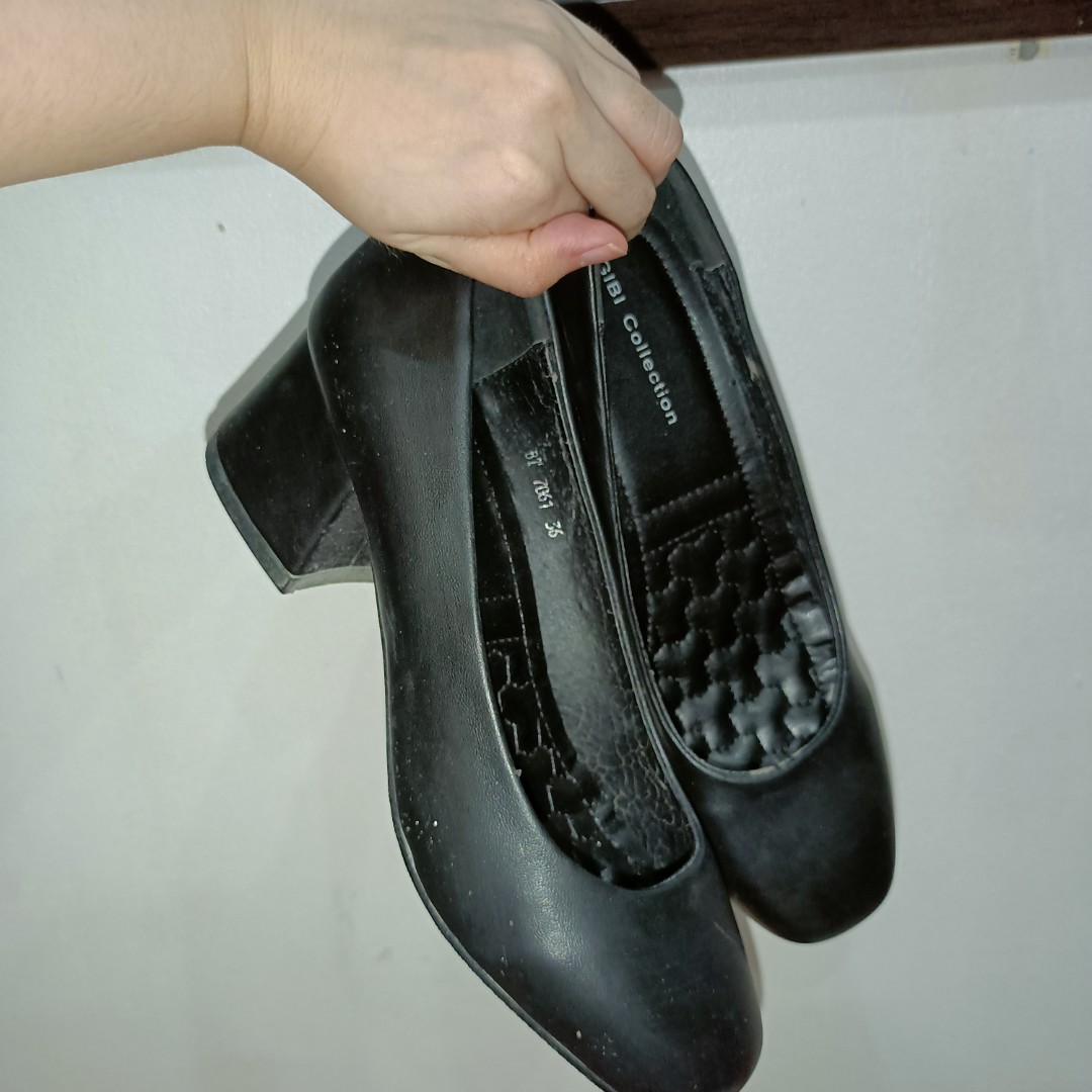 Gibi black sales shoes with heels