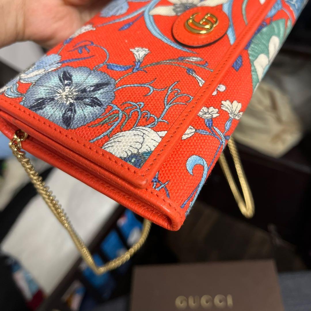 Gucci floral wallet on chain store