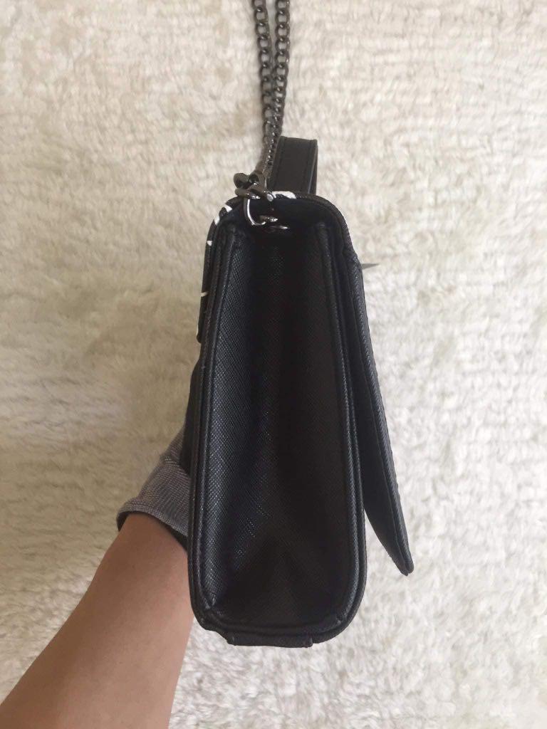 Guess Jozy Crossbody, Women's Fashion, Bags & Wallets, Crossbody Bags