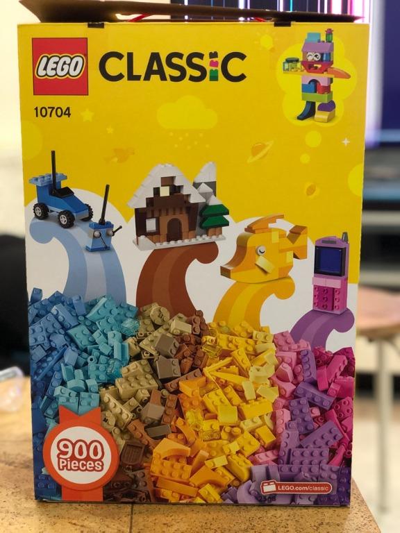 Lego classic 900 pieces 10704 2025