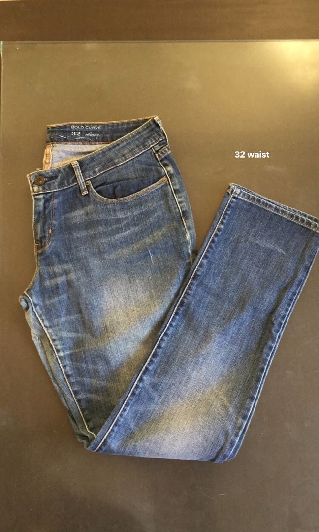 Levi's Pants size 32, Women's Fashion, Bottoms, Jeans on Carousell