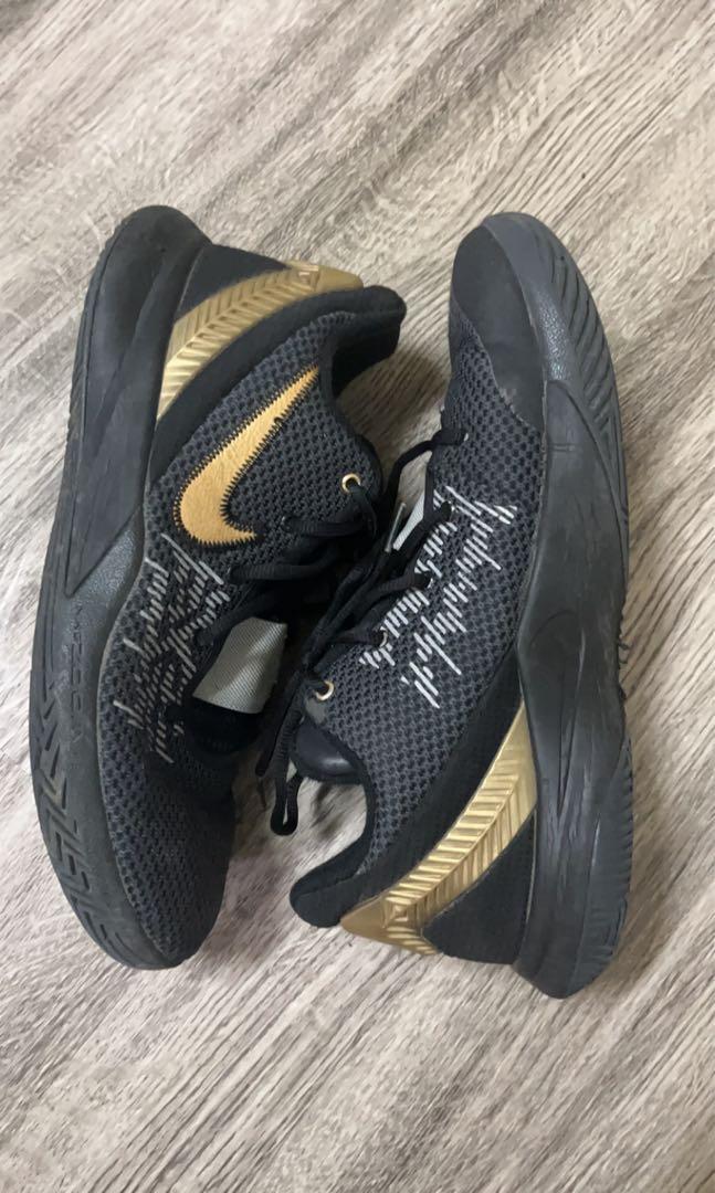 NIKE KYRIE FLYTRAP II BLACK/ GOLD, 男裝 