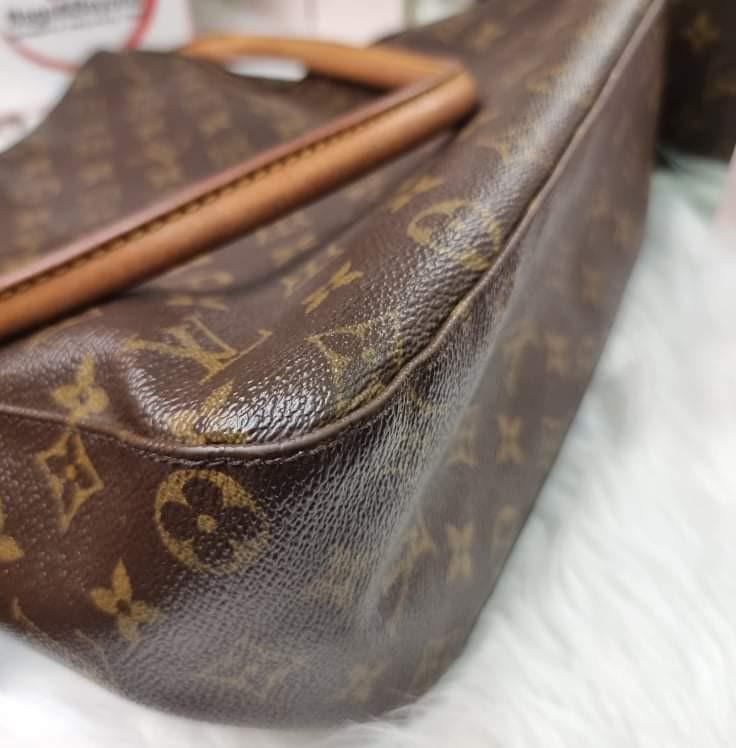 Original💯 LV Looping Bag (Category: Luxury Bags & Wallets) located in Las Pinas. Submitted by ipsfontillas (Listing ID 1158404388, Image 3). Description: .