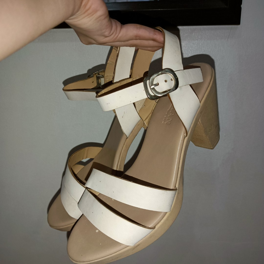 Parisian sandals wedge sale