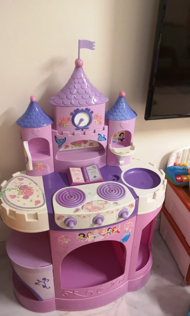 Disney princess outlet castle kitchen
