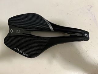 （分類：）位於 。 由 s170493887 提交（商品編號 1158433283，圖片 1）。簡介： 。