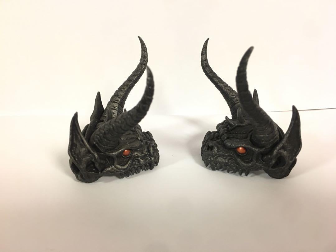 Four Horsemen Mythic Legions 神話軍團arethyr 炎魔肩甲 興趣及遊戲 玩具 遊戲類 Carousell