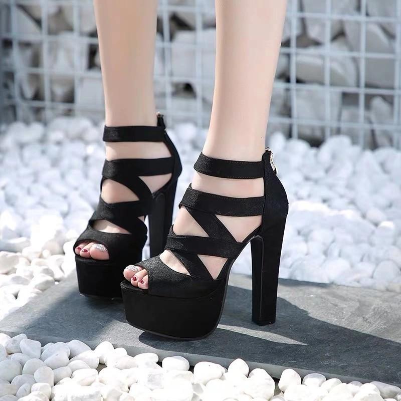 high platform shoes black