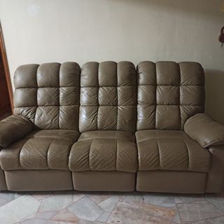 (Category: ) located in . Submitted by bargainlovers (Listing ID 1158524546, Image 1). Description: .