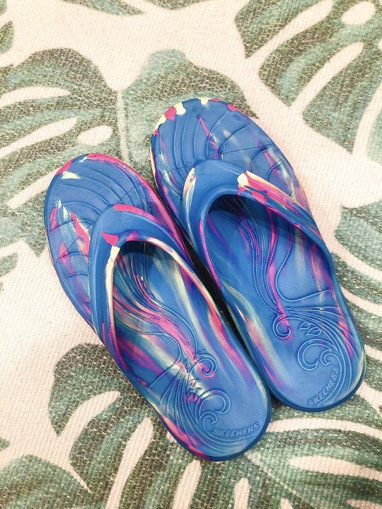 Skechers rainbow cheap flip flops