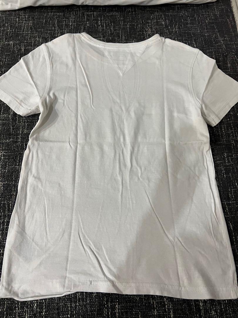 Plain white tommy sale hilfiger t shirt