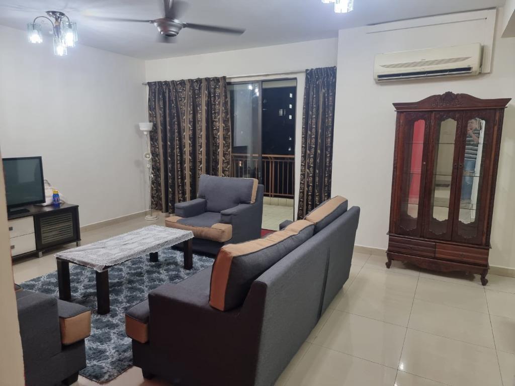 [WTR] Royal Domain Sri Putramas 2, Property, Rentals on Carousell