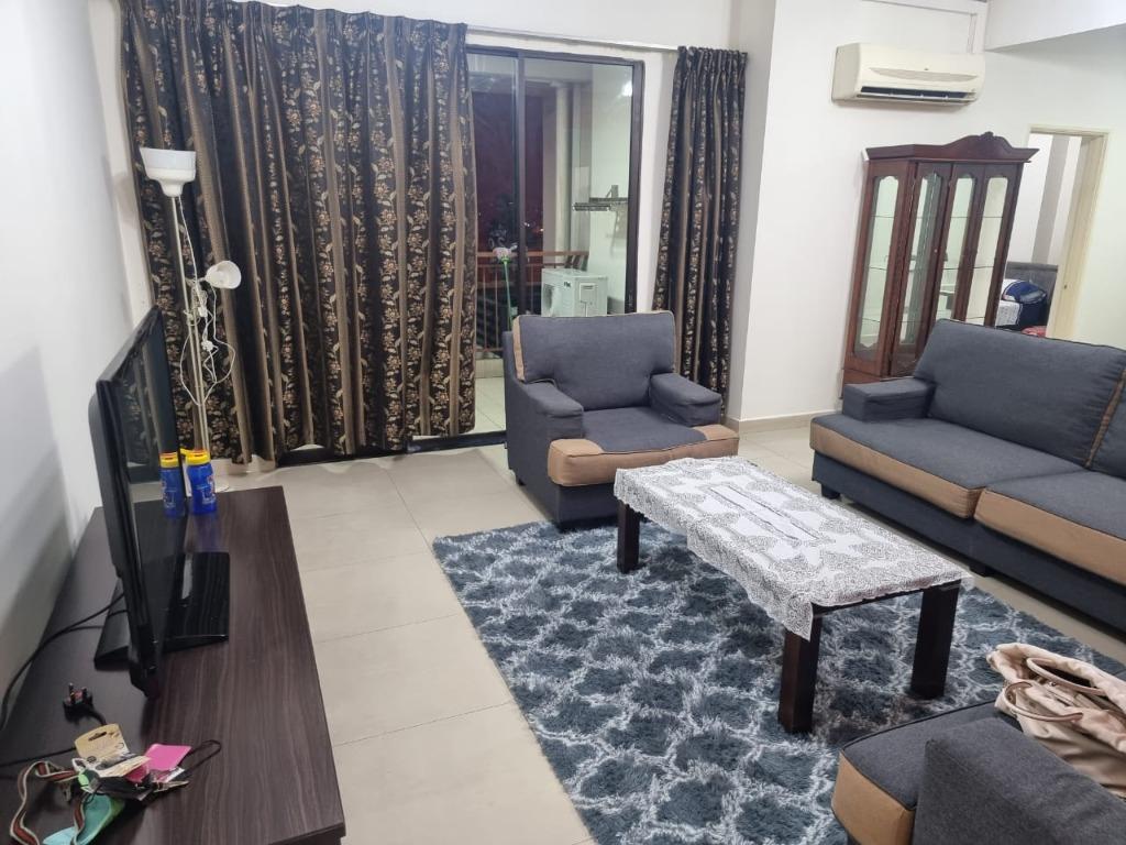 [WTR] Royal Domain Sri Putramas 2, Property, Rentals on Carousell