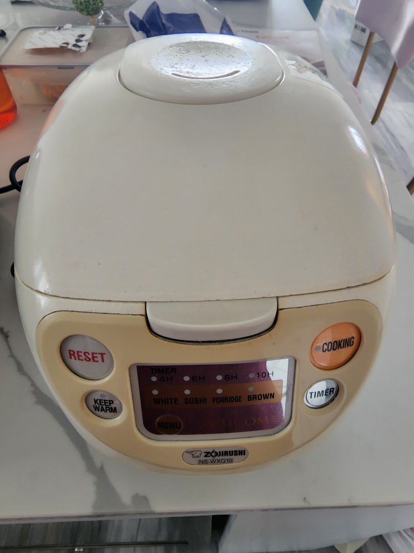 Zojirushi Rice cooker Made in japan, TV & Home Appliances, Kitchen
