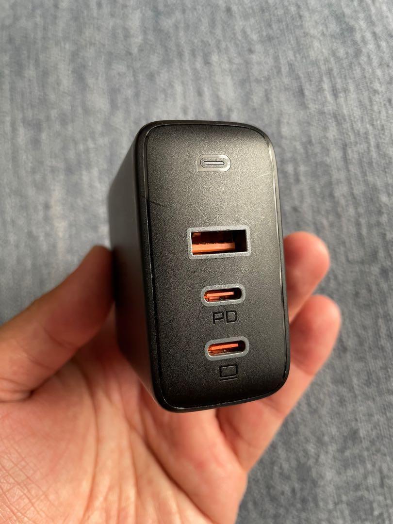 Aukey 90W Charger (Omnia Mix 3 PA-B6S), Telepon Seluler  Tablet, Aksesoris  Tablet  Handphone, Power Bank  Charger di Carousell