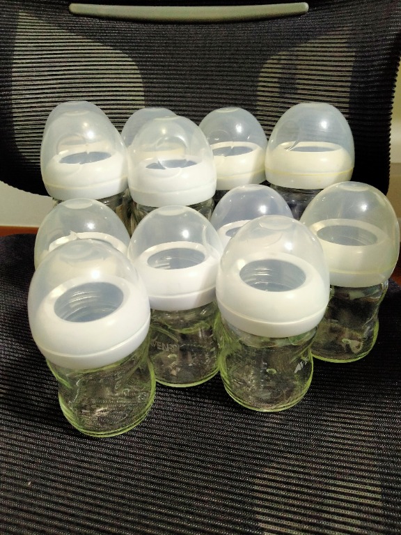 Avent glass bottles and teats set, Babies & Kids, Nursing & Feeding