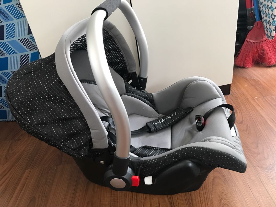 Baby holder for hot sale car