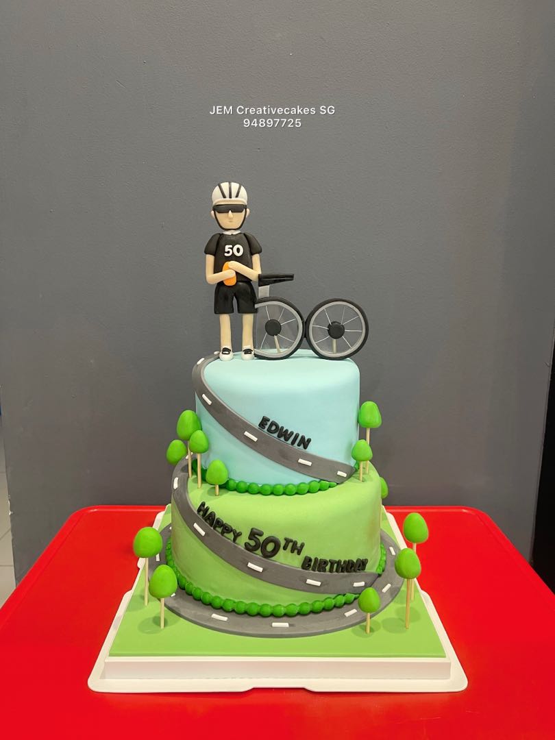 Coolest Cycling Cake