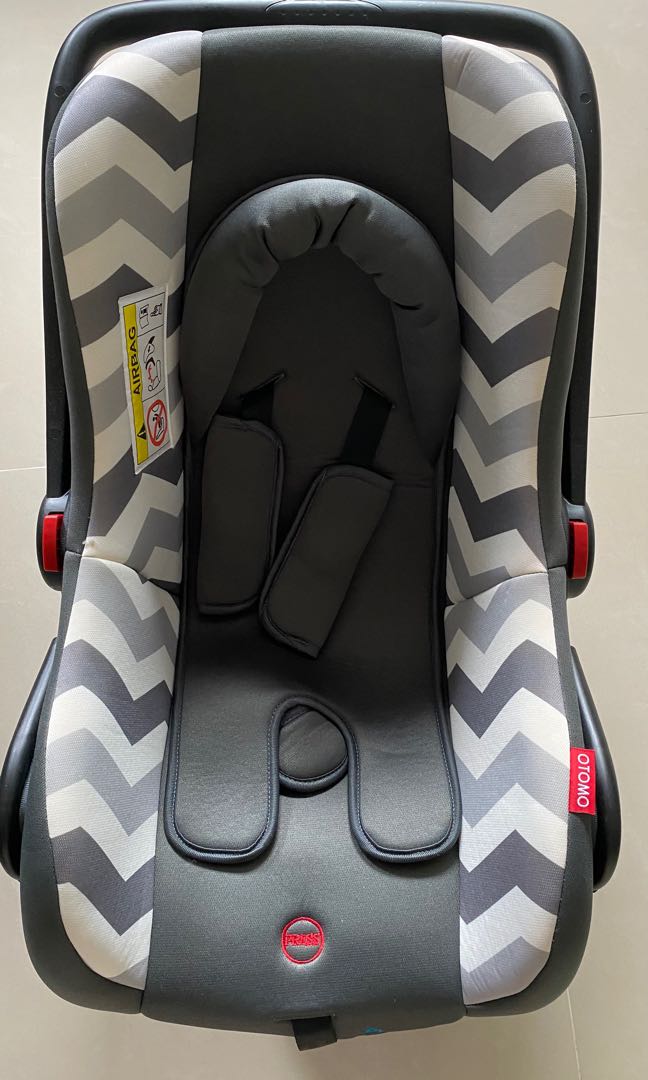 Car seat and carrier, Babies & Kids, Going Out, Car Seats on Carousell