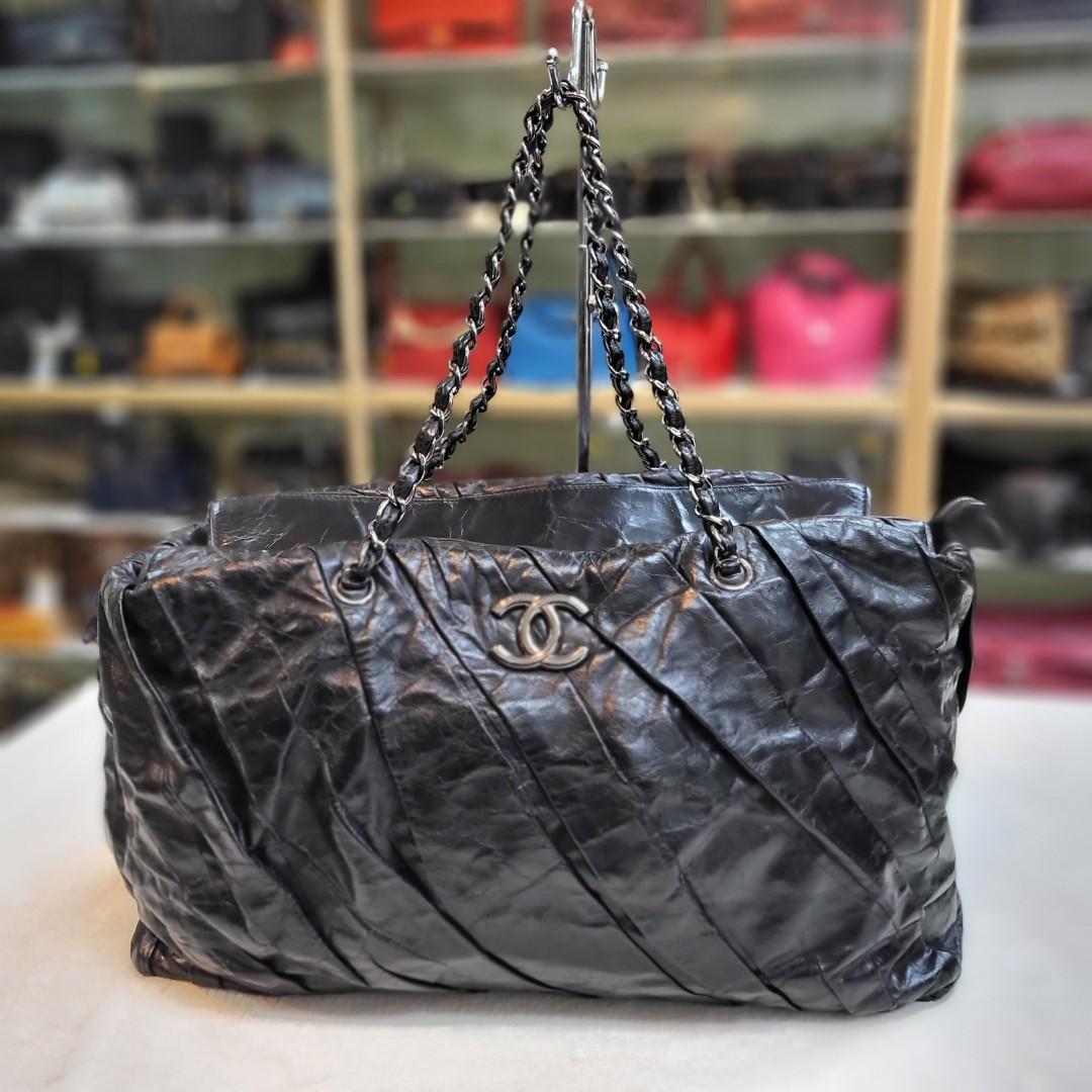 Chanel Blue Quilted Glazed Calfskin Large On The Road Tote Silver