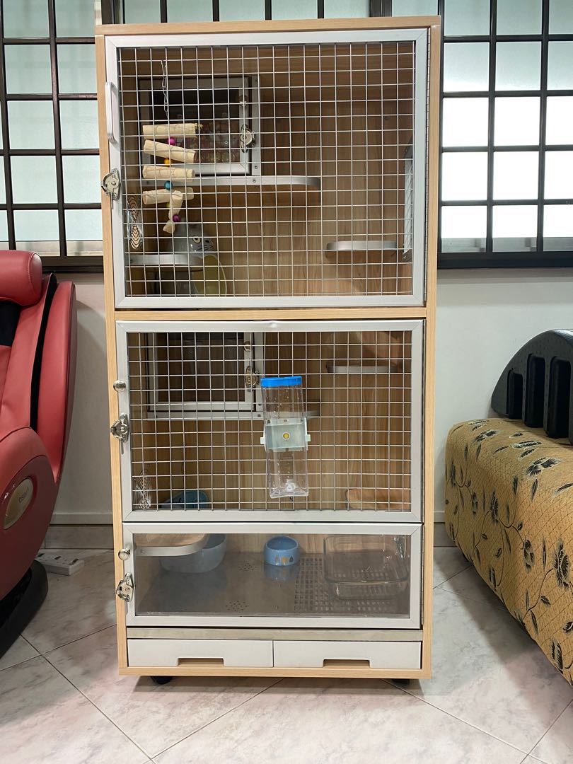 a chinchilla cage