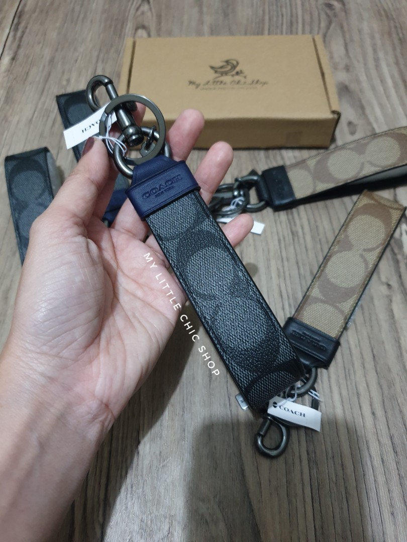 UTHENTIC COACH LARGE LOOP KEY FOB IN SIGNATURE CANVAS BLACKGREY｜TikTok  Search