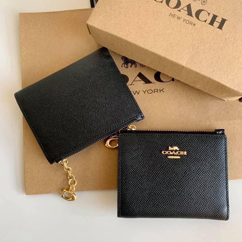 Coach Snap Card Case, Women's Fashion, Bags & Wallets, Wallets & Card