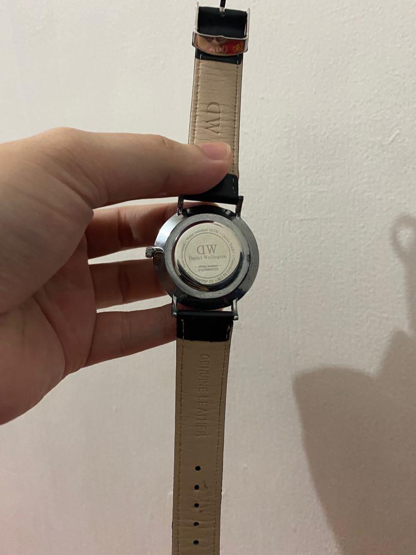 Daniel Wellington Bekas Fesyen Pria Jam Tangan di Carousell