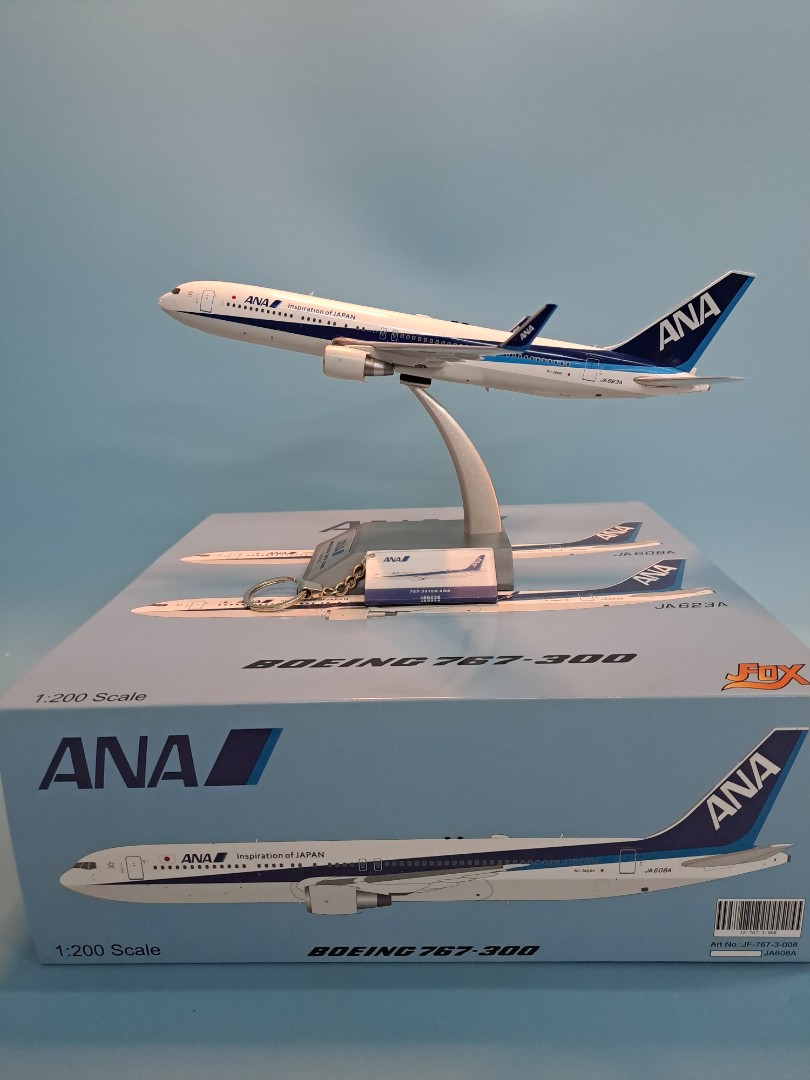 JF-767-3-009 767-300ER ANA JA623A, 興趣及遊戲, 玩具& 遊戲類