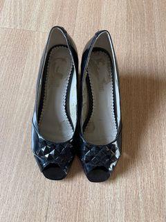 Ladies Black shoes