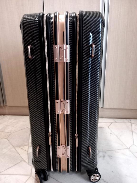 LEGEND WALKER MAX PLUS 69CM HARD CASE LUGGAGE Hobbies Toys